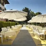 Hotel La Prairie 4*