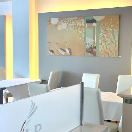 La Prairie, Swiss Bike Hotel